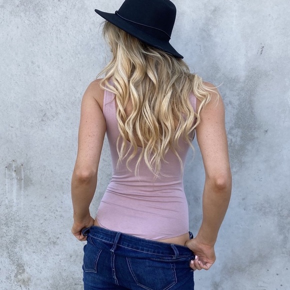 Dainty Hooligan NWT blush lace up bodysuit - Picture 5 of 11